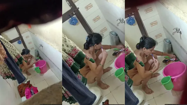 Sexy Desi Wife Bathing Video - সেক্সি বাংলা বউয়ের নগ্ন বাথরুম সিন