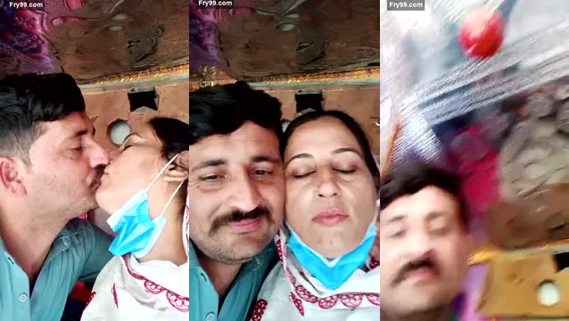 Muslim Aunty Kissing XXX - Desi Hot Viral Video 2026