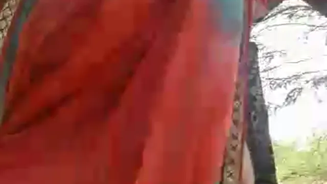 Banjaran Girl Julie Shows Off Hairy Indian Pussy - Desi Gypsy Sex Video