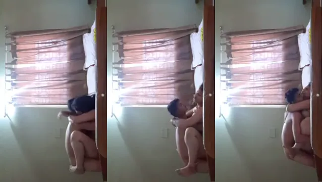 Watch Desi Camgirl Wet Pussy - Hindi Webcam Strip Tease! full viral video leaked