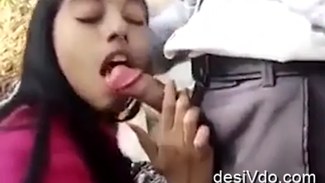 Sexy Govt Teacher BJ - সেক্সি সরকারি টিচারের দেশী BF কে গরম মুখ চোসা 🔥