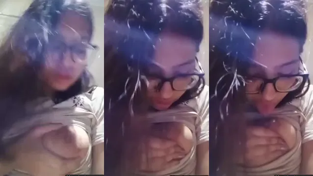 Watch قرنية فتاة منتديات الثدي مص MMS - الفيديو الفيروسي لقرنية فتاة منتديات الثدي مص full viral video leaked