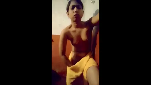 Viral Desi Virgin Girl Masturbation - দেশী ভার্জিন গার্লের হট সোলো 🔥