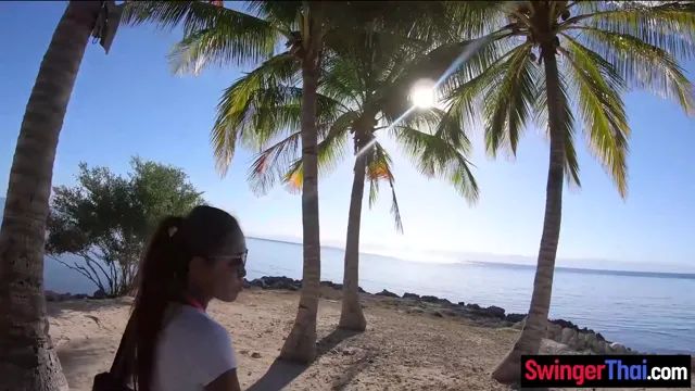 Thai Girlfriend Beach Sex - Wild Outdoor Fuck With European BF