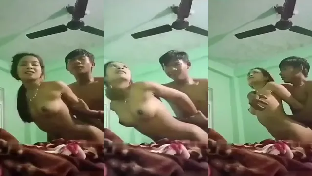 Desi BF Doggy Style GF Sex - Moaning Loud While Fucking Tight Pussy