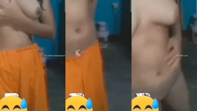 Desi Girl Boobs Show For Lover - দেশি গার্লফ্রেন্ড বুবস শো ভাইরাল