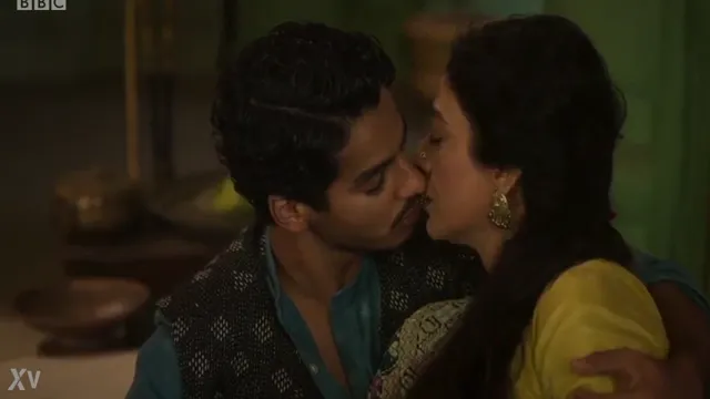 Watch Tabu Hot Kissing Scene Leak - বলিউড তাবুর গরম কিস ভিডিও 🔥 full viral video leaked