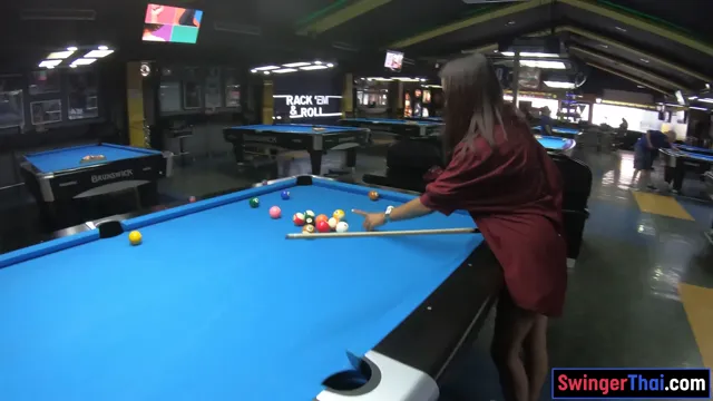 Thai Bar Girl Massage Blowjob - Big Ass MILF Lily Koh Deepthroats Huge Cock