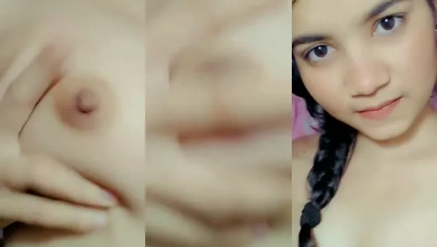 Petite Cute Boobs Squeeze Tease - কিউট ছোট্ট দুধ মজা শো!