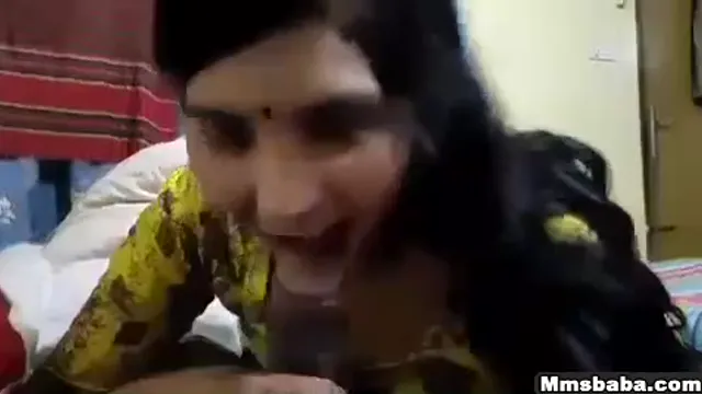 Sexy Desi Wife Sucking Dick - ডেসি বউয়ের হট ডিক চুষা ভিডিও