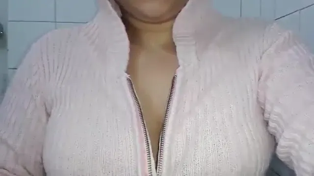 Bangladeshi Girl Pink Bra Nudes - Viral Leaked Video That Went Wild