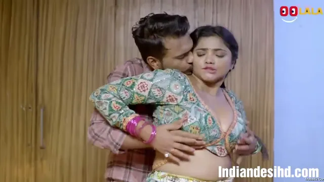 Big Boobs Bhabhi Hardcore Sex - Desi Indian Wife Fucking Hard
