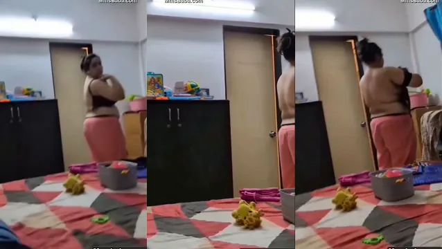 Desi Wife Big Boobs Suck Video - স্বামী বউয়ের বড় বুক চুষলো হট সিন