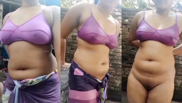 Indian Village Girl Nude Bath Shower - Outdoor Village Xxx