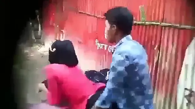 Watch Park Girlfriend Blowjob Video - পার্কে গার্লফ্রেন্ডকে চুষে চুষে খেলাম full viral video leaked