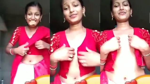 Shy Village Girl Live Strip Tease - লজ্জা মেয়ের বুবি খোলা!