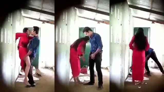 Village Girl VC Boobs Show - গাঁয়ের মাইয়ার ফোলা বড় বোবা দেখুন