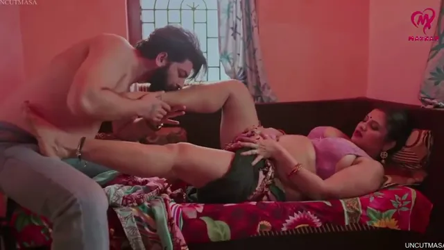 Big Boobs Indian Mom Hardcore Sex - Ullu Web Series Scene