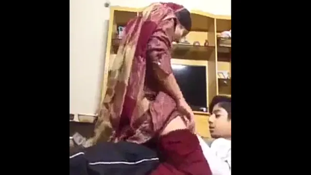 Bhabhi Devar Sex Video - সুন্দরী ভাবির চুদাচুদি
