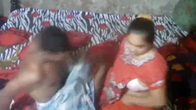 Indian BBW Neighbor Rukhsana Fucked While Husband Away - Cheating Wife Sex