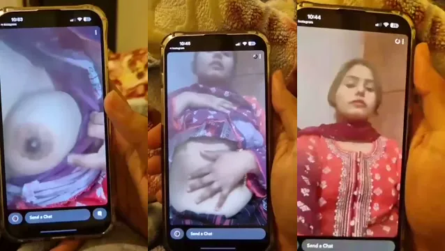Cute Desi Girl Shows Boobs - Video Cute Desi Girl Shows Boobs