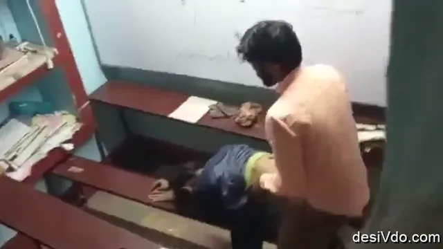 College Classroom Sex Video - কলেজ ক্লাসরুমে গার্লফ্রেন্ড চুদাচুদি