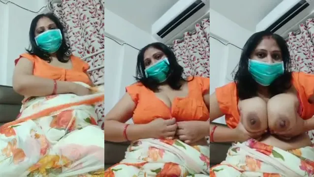 Watch Meenakshi Hindi BF Videos - Hot Lesbian Action & Hardcore Sex! full viral video leaked