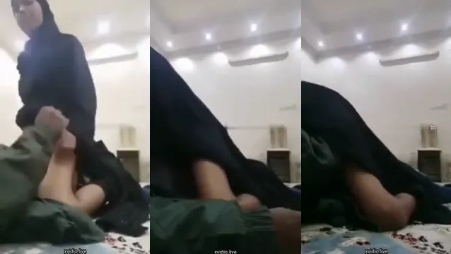 হিজাবি মুসলিম গার্ল রাইডিং সেক্স - ডেসি বিএফ 🔥 ভাইরাল হট!