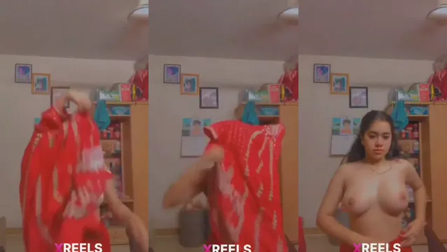 Desi Nude Girl MMS Strip - BF Record করে ফেলল ন্যুড শো! 🔥