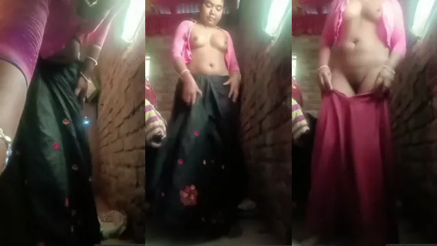Watch Desi Bhabhi Bộ ngực Play Video - Watch Bộ ngực Desi Bhabhi Play Video full viral video leaked