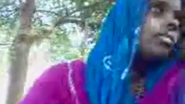 Village Girl Jungle Masturbation - গ্রামের মেয়েকে জংগলে নিয়ে গিয়ে মাস্টারবেশন করালো