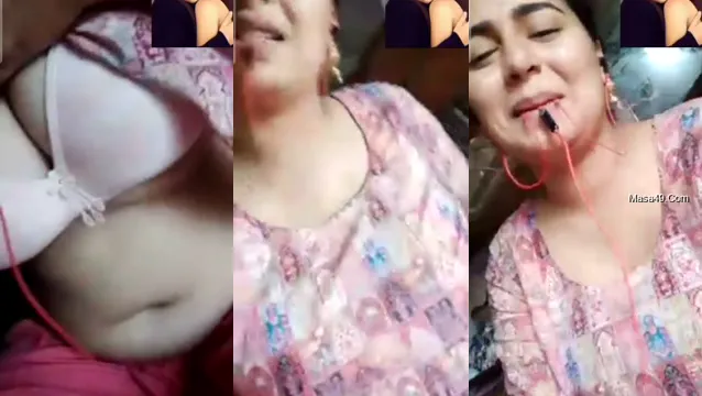 Big Boobs Desi Girl VC Video - হট দেশি মেয়ের বড় বুক VC তে দেখুন