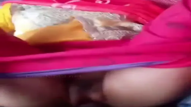 Quick Girlfriend Sex Without Removing Clothes - Hot Desi MMS