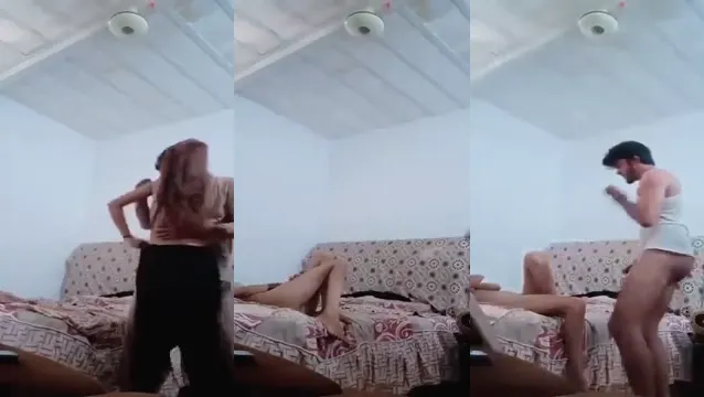 Pakistani Couple Homemade Sex - Wild Desi Lovers Leaked Video