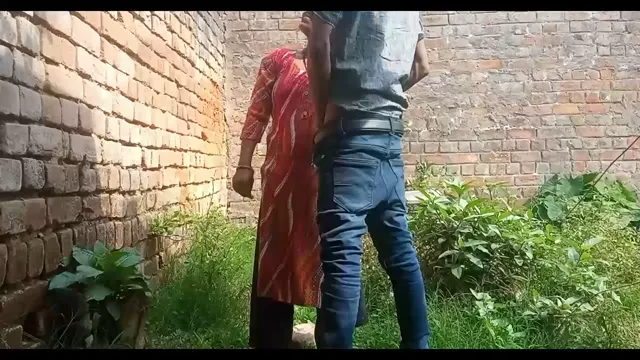 Het Desi Girlfriend Hard Outdoor Fuck - Pojkvän läckt Viral Video