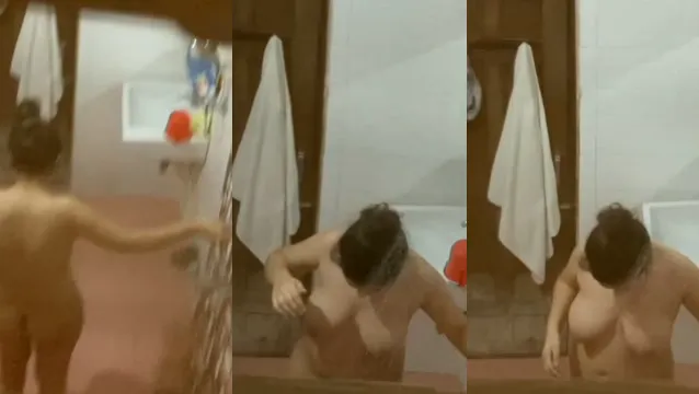 Viral Hot Desi Girl Nude Shower - সেক্সি মেয়ের গরম শাওয়ার লিক 🔥