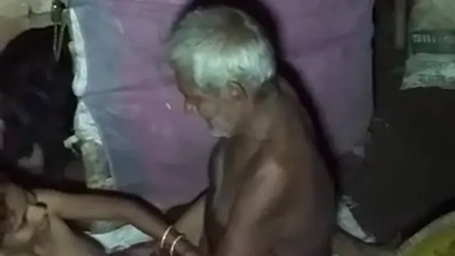 Bangla Taboo Sex Video - দাদা আর নাতির ভাইরাল সেক্স দেখুন