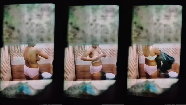 Video del bagno di Desi Bhabhi - Cattura del bagno di Desi Bhabhi