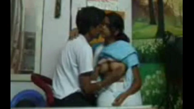 Brother Sister Bra Fetish Video - ভাই বোনের ব্রা ফেটিশ বাংলা সেক্স