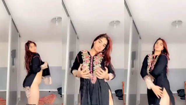 Viral Pakistani Cute Girl Boobs Pussy Show - পাকিস্তানি হটি গার্লের সেক্সি শো 🔥