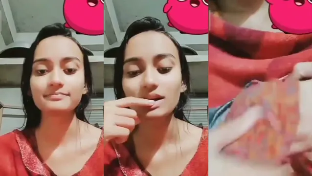 Hot girl desi xinh đẹp khoe ngực - Cute desi girl khoe ngực