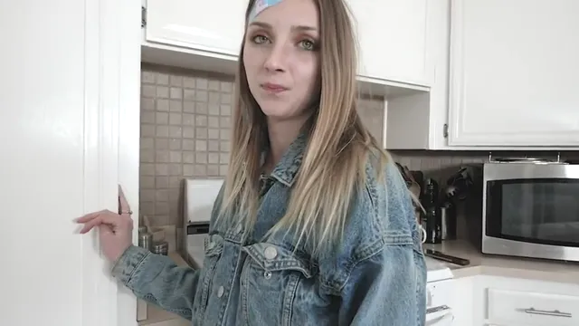 StepSis Squirts Hard On Bro's Massive Cock - Wild Taboo Orgasm