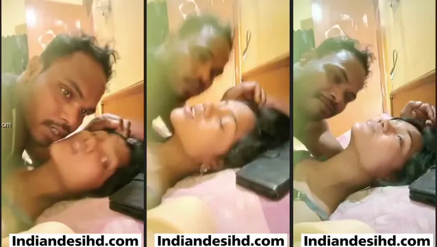Desi Indian Sex Tape - Leaked Homemade Bedroom Action
