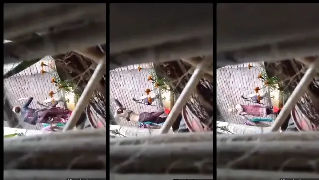 Video del bagno di una ragazza desi carina - Una ragazza desi carina fa il bagno nuda in bagno