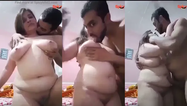 Sexy MILF কিসিং বুবস চাপ Desi BF - হট XXX ভিডিও 🔥