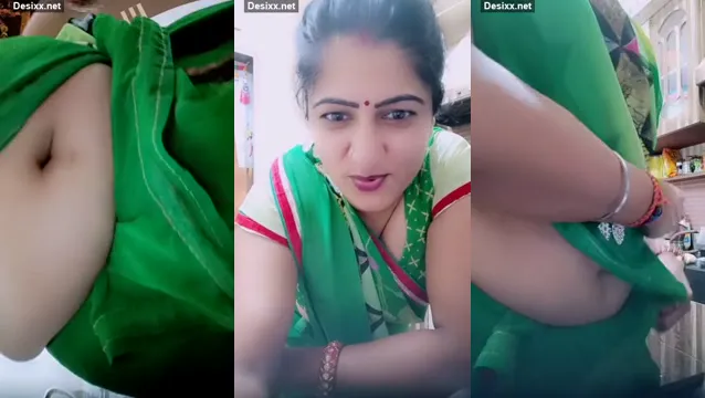 Watch Manju Queen Bhabhi Hot Live Sex - মঞ্জু কুইন ভাবীর সেক্সি লাইভ 🔥 full viral video leaked