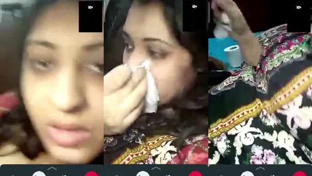 Pakistanlı Kız Göğüs Gösterisi - Paki Kız Göğüs Sıcak Videosunu İzle