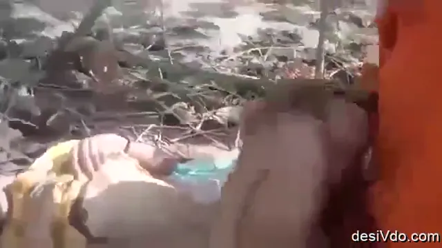 Desi Girl Jungle Sex Video - জঙ্গলে হট XXX চোদাচুদি 🔥