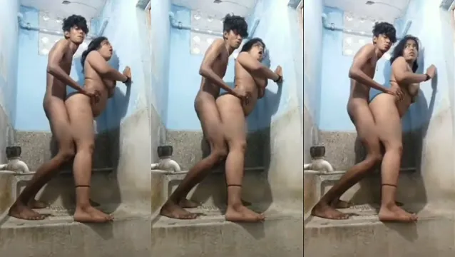 সেক্সি ফিগার Desi Girl পিছন থেকে চোদা - BF চোরকারবারি 🔥