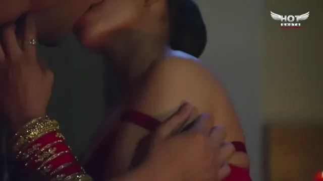 Desi Bhabhi Honeymoon Fuck - Wild First Night Sex Tape Leaked